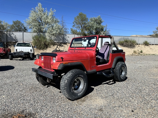 1989 Jeep Wrangler YJ 4.2 Automatic 107K Rust Free Runs and Drives