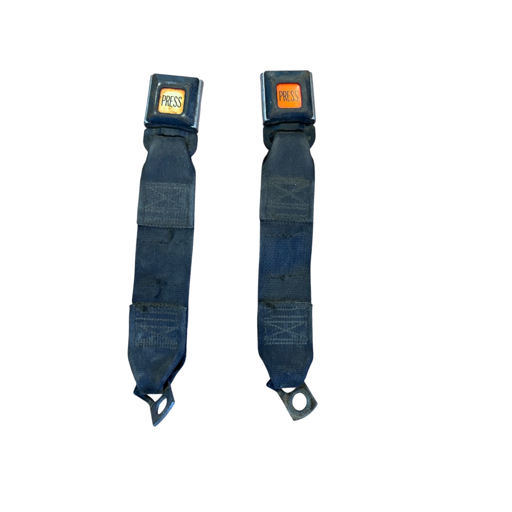 Jeep Wrangler YJ Rear Seat Belt Buckles Receiver Buckle Receivers Female Side 1992-1995