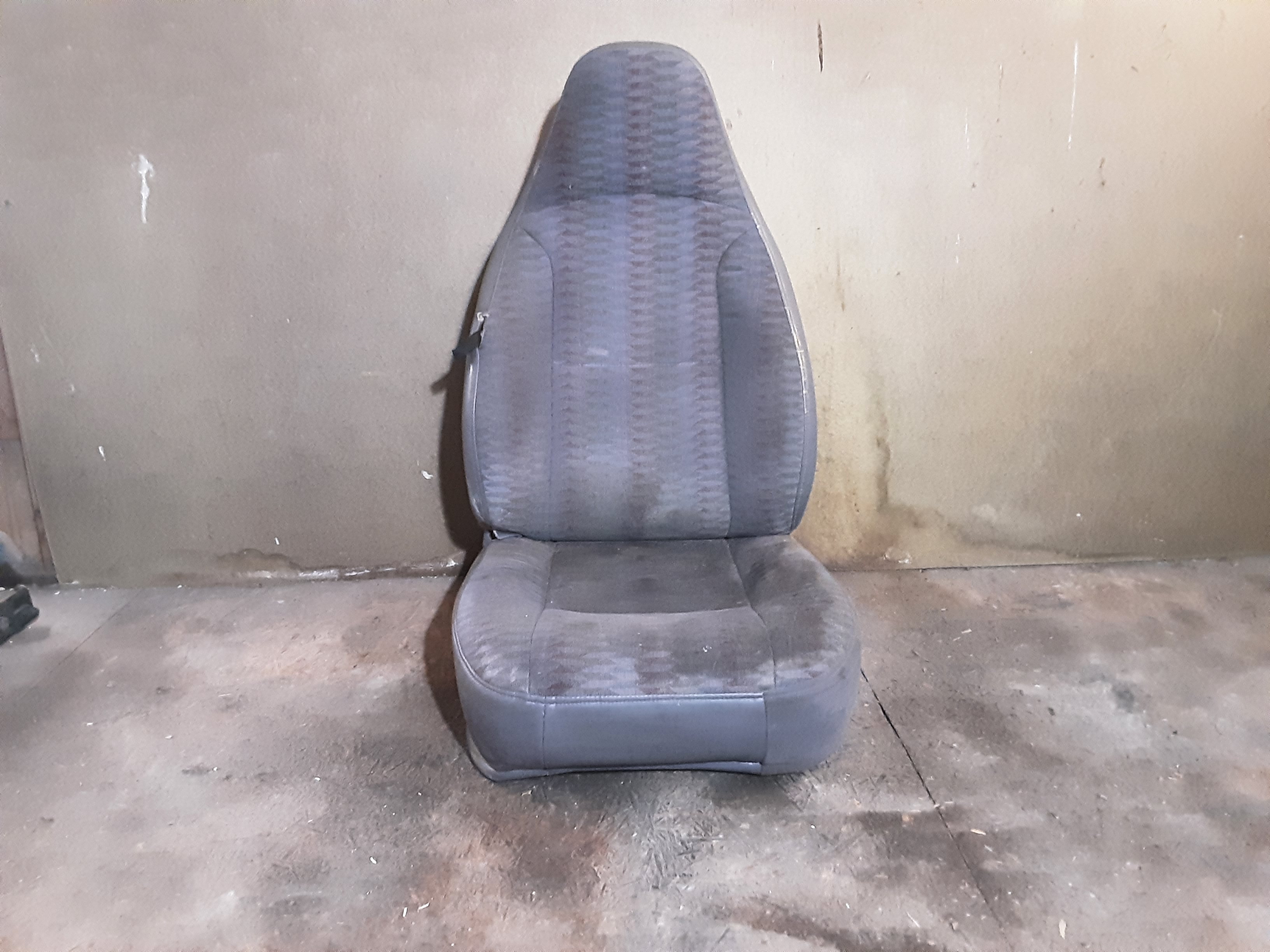 Wrangler TJ Front Passenger Seat Right Side Gray Cloth with Pattern 97-02