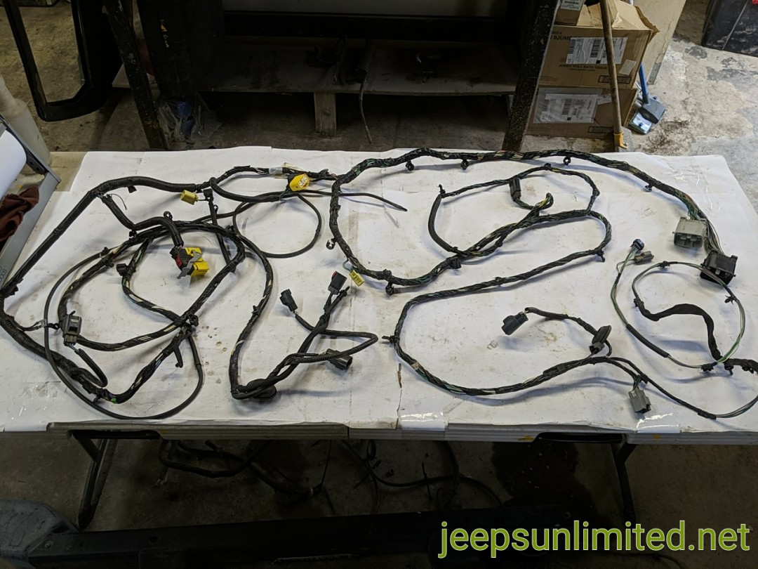 Interior Body to Rear Wiring Harness Loom with Hard Top 2015 JK 68234804AC