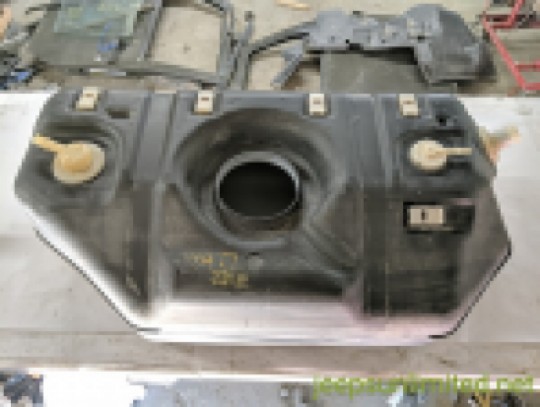 Wrangler TJ LJ Gas Fuel Tank 19 Gallon Plastic Poly 52100484AD 2003-2004