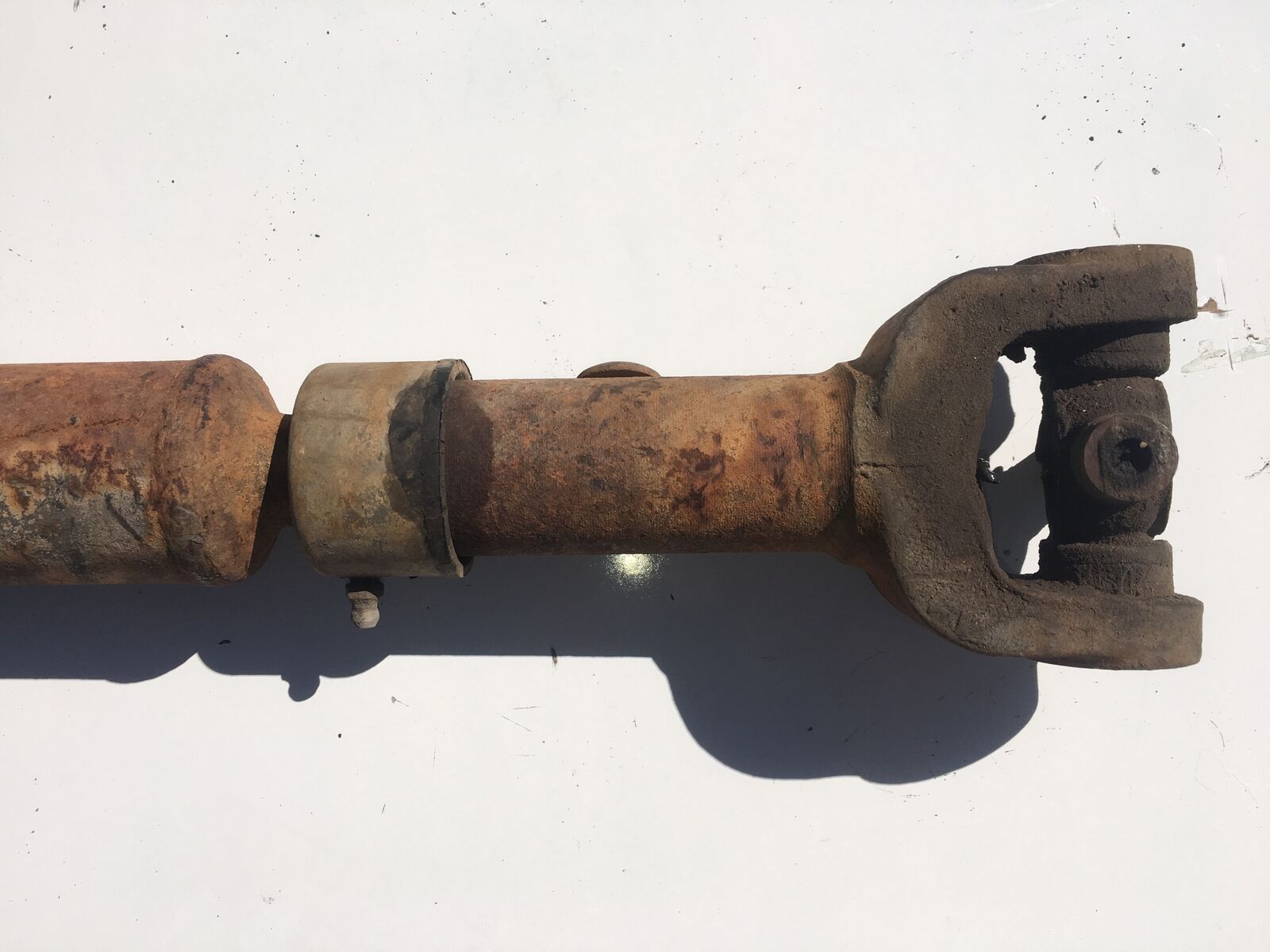 Cherokee XJ Front Driveshaft 4.0 6 Cylinder Manual Transmission