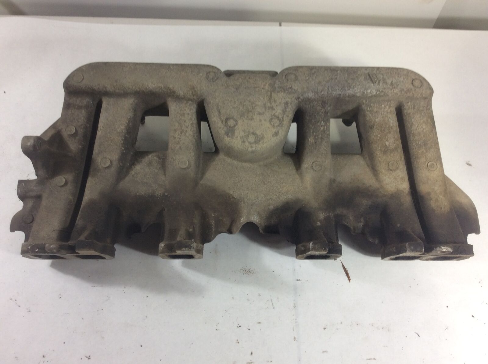 Jeep 4.0L Air Intake Engine Manifold 6 Cylinder XJ YJ ZJ MJ 33007067