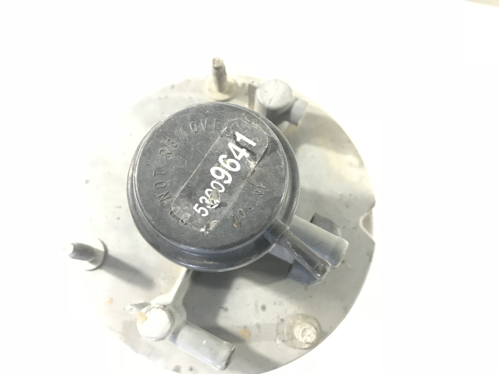 Jeep Vapor Charcoal Canister Emissions Equipment 9195 YJ XJ MJ ZJ