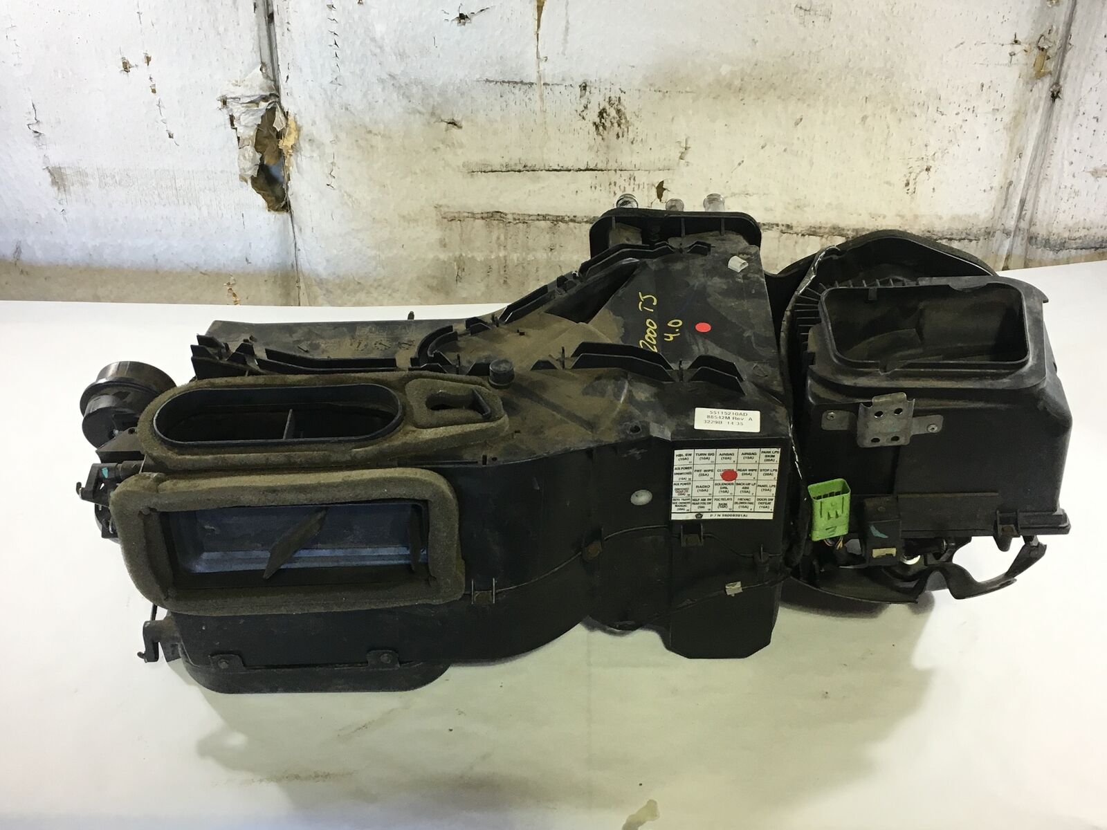 Wrangler TJ Heater Box Assembly with A/C 9901 55115210AD Parts