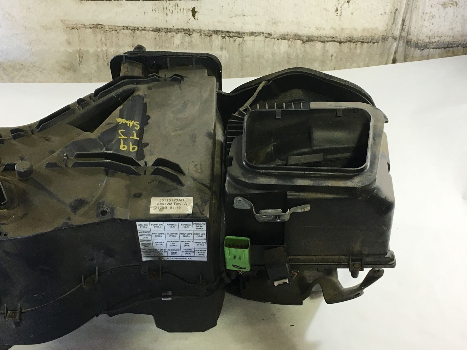 Wrangler TJ Heater Box Assembly without A/C 9901 55115172AD Parts