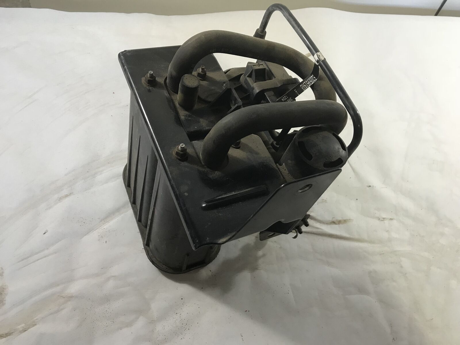 Fuel Vapor Leak Detection Pump – Replacement For Jeep Grand Cherokee WJ 2002-2004 & Dodge Ram