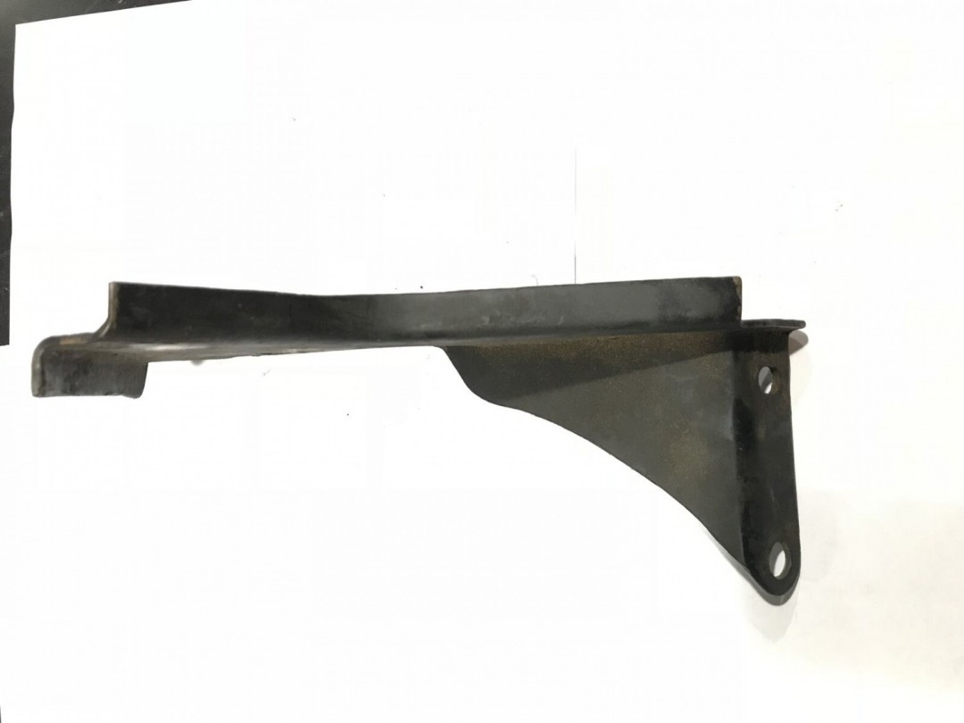 Wrangler YJ Power Steering Pump Bracket Mount Serpentine Belt 53000094