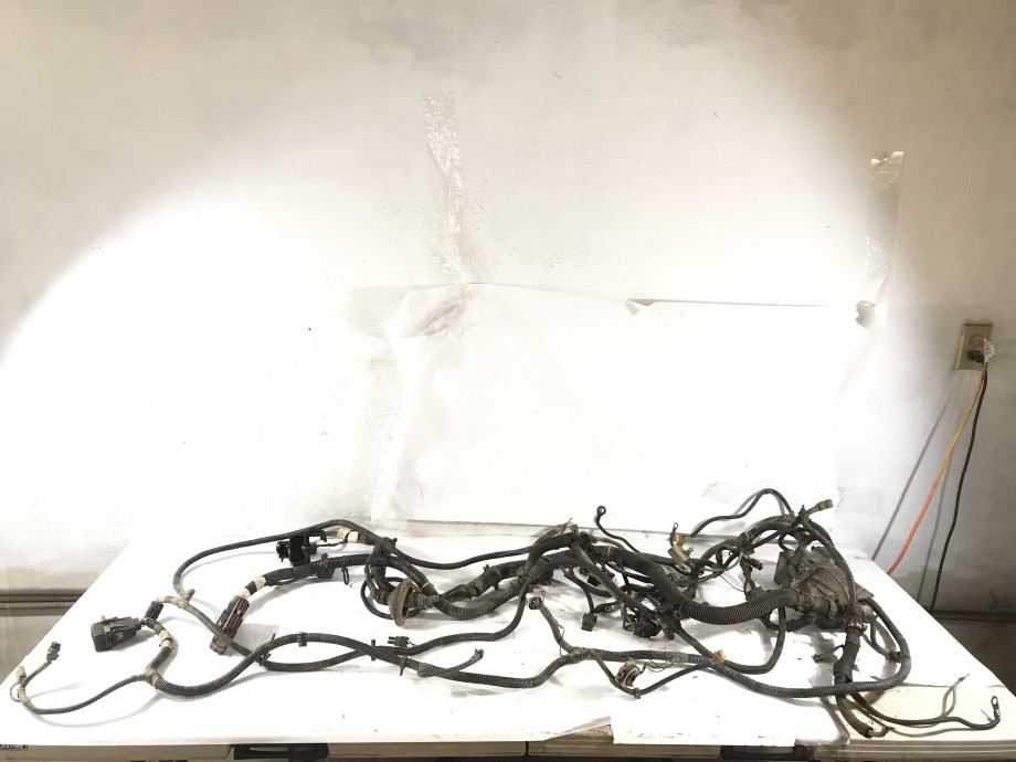 2.5L 4 Cylinder Engine Wiring Harness Late YJ 56018051 - Parts Breakers