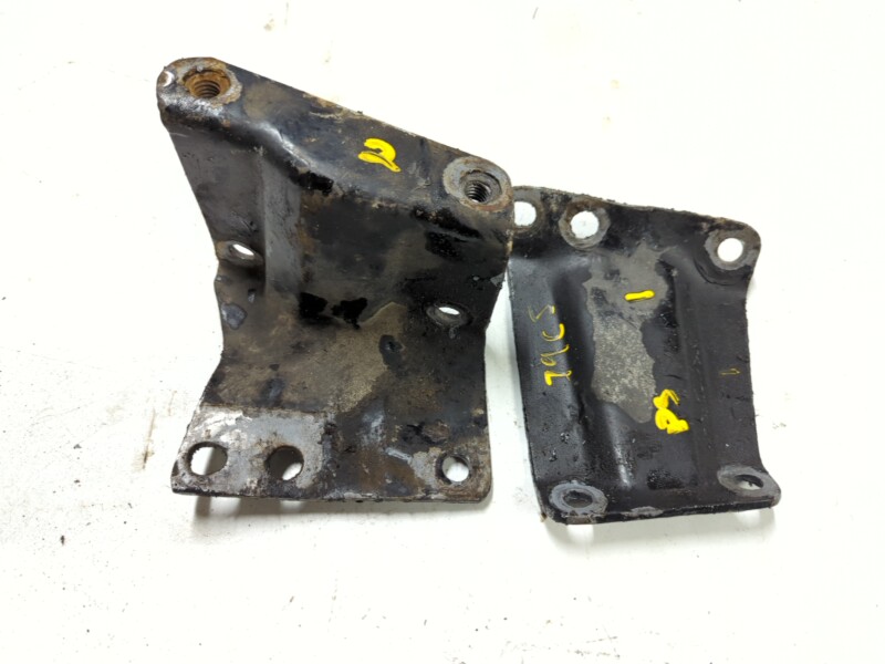 76-86 CJ Power Steering Box Mount 