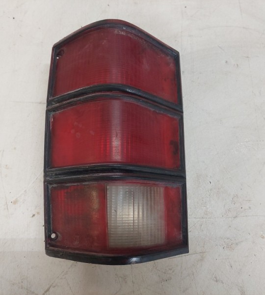 Driver Side Tail Light 1986-1992 Comanche MJ SF8956001035