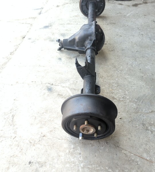 Wrangler YJ Rear Axle Assembly Dana 35 with 4.11 Gear Ratio 1990-1995