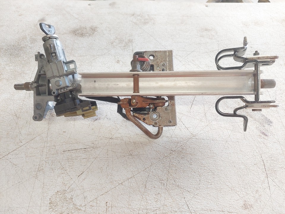 Cherokee XJ Steering Column with Tilt Automatic with Key 9701 52079822