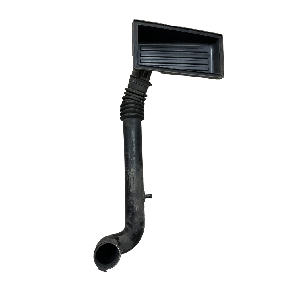 1997 Jeep Wrangler Fresh Air Intake Hose and Filter Housing Parts Breakers Rust Free used